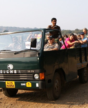 CONFIRM Ranthambore jeep safari booking in your favorite Zone 1 to 6